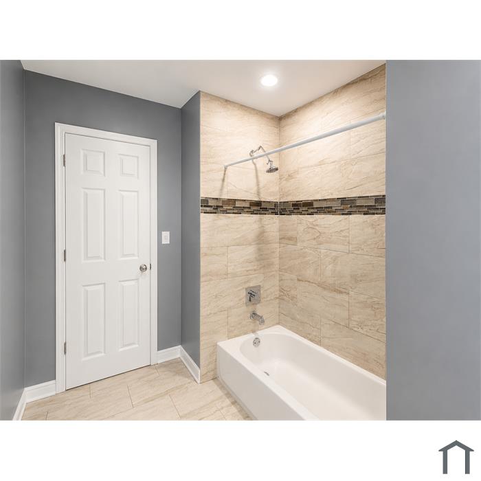 1650- 3 Bed 2 BA