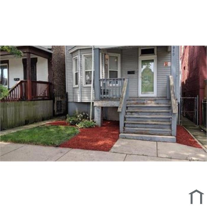 5940 S Marshfield Ave