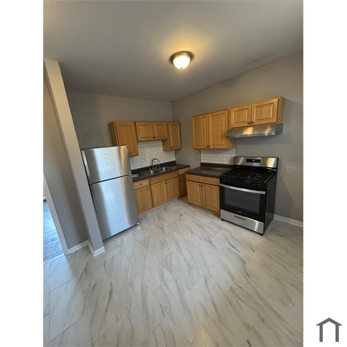 5608 S Wabash Ave