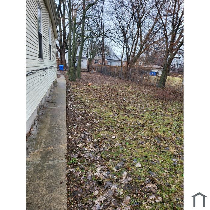 1427 W 109th Pl