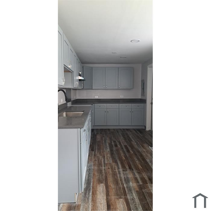 1255 W 111th Pl