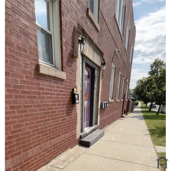 11259 S Vincennes Ave