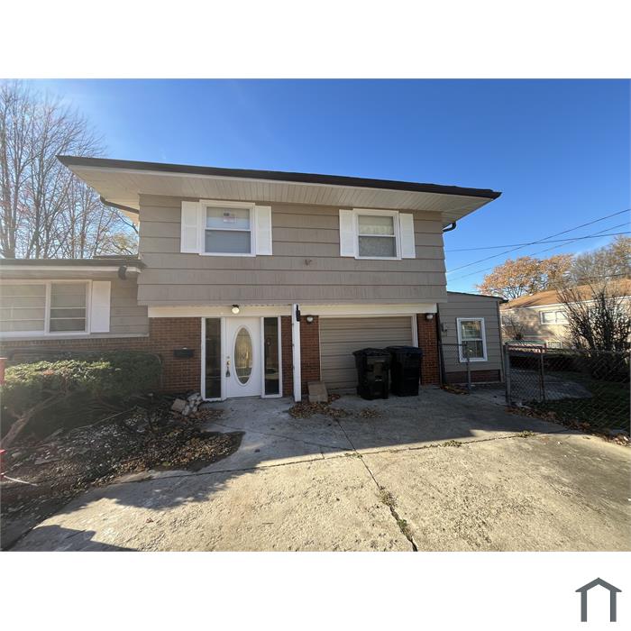 950 W 114th Pl