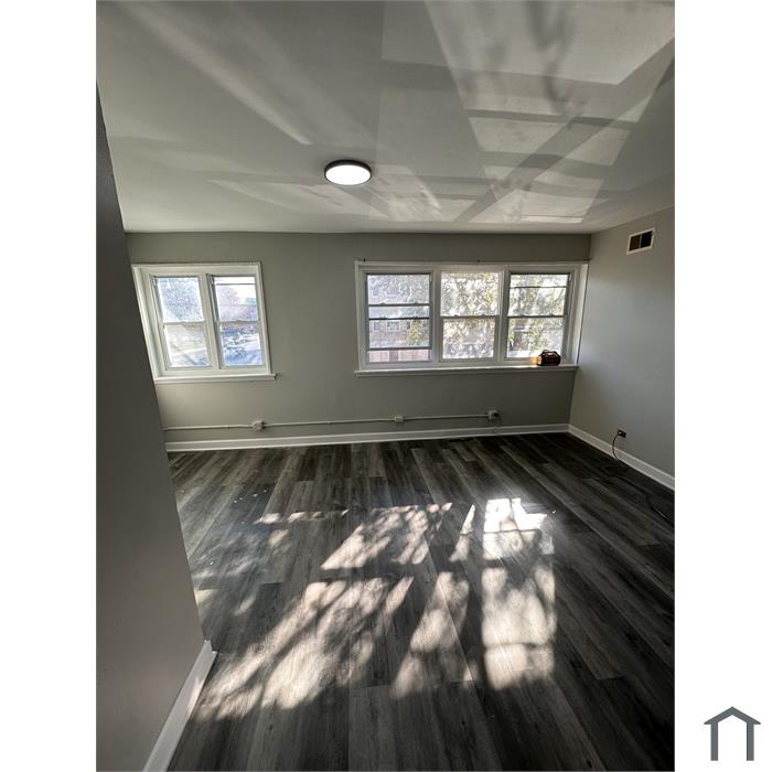 5202 W Washington Blvd