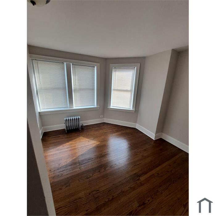 7526 S Colfax Apartments