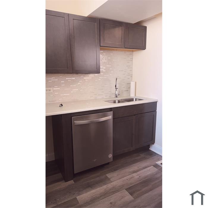 3350 W Evergreen Ave