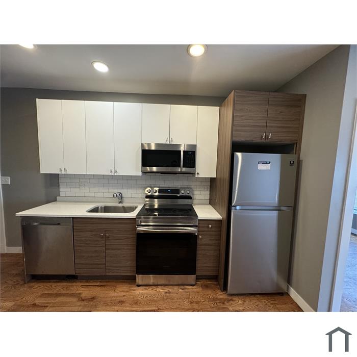 4520 S Drexel Blvd