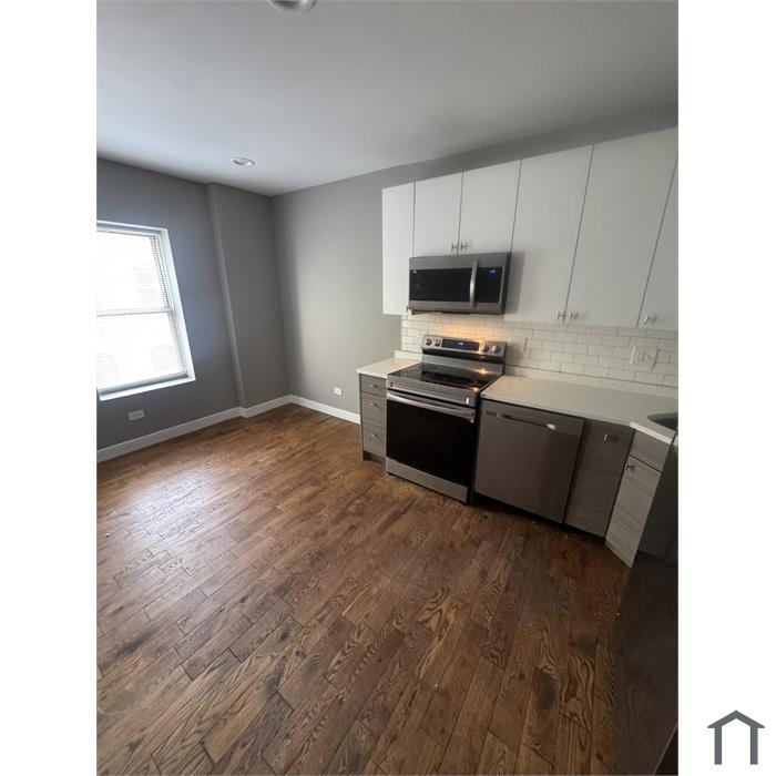 4400 S Drexel Blvd