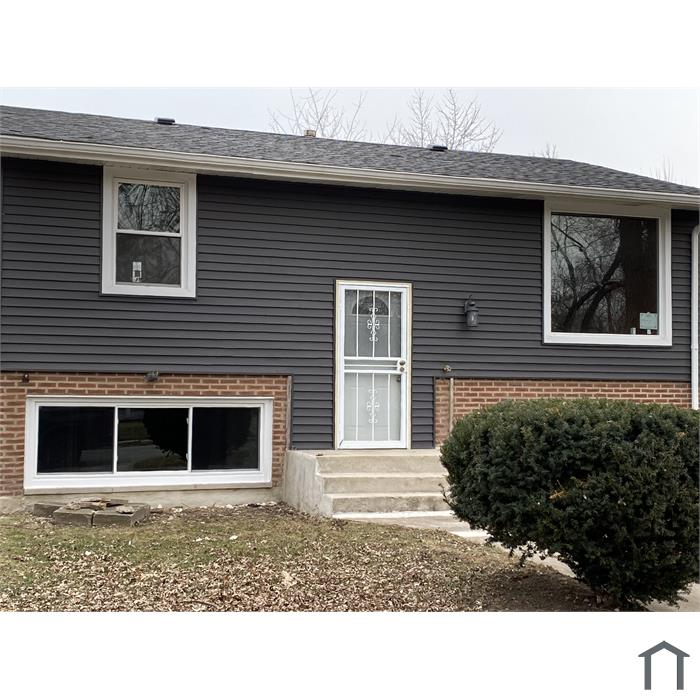 13127 S Forrestville Ave