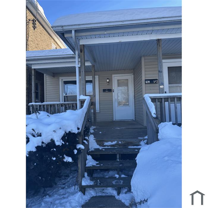 639 W Pleasant St