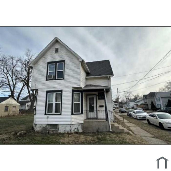 719 S Walnut Ave