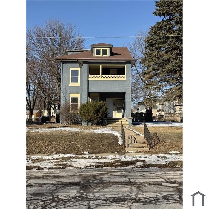 404 E Prospect Ter