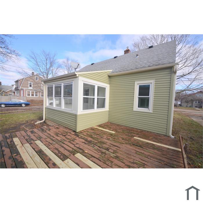 1724 Ridge Ave