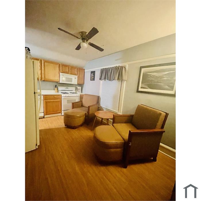 1330 16th Ave