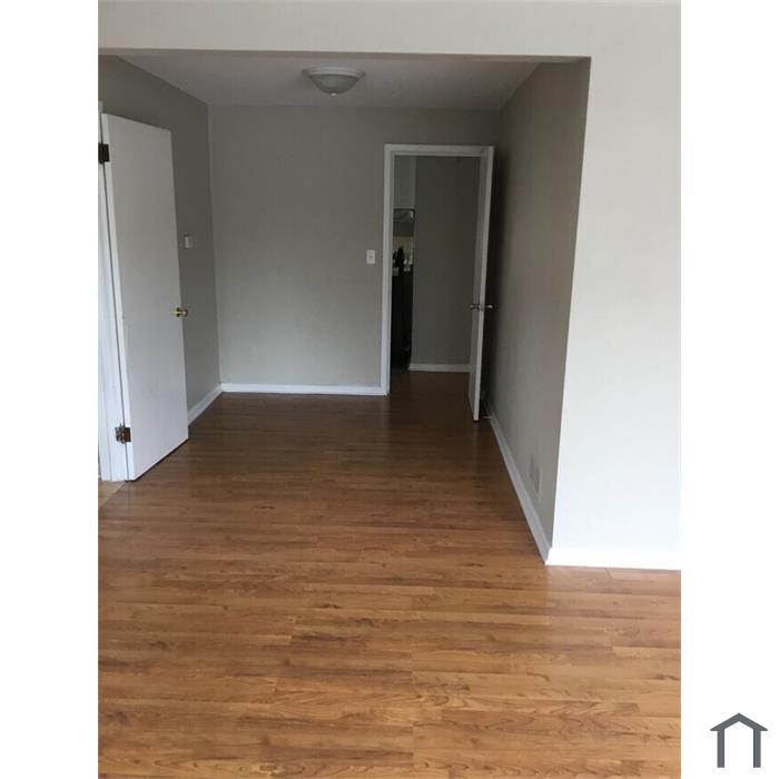 1517 Greenwood Ave