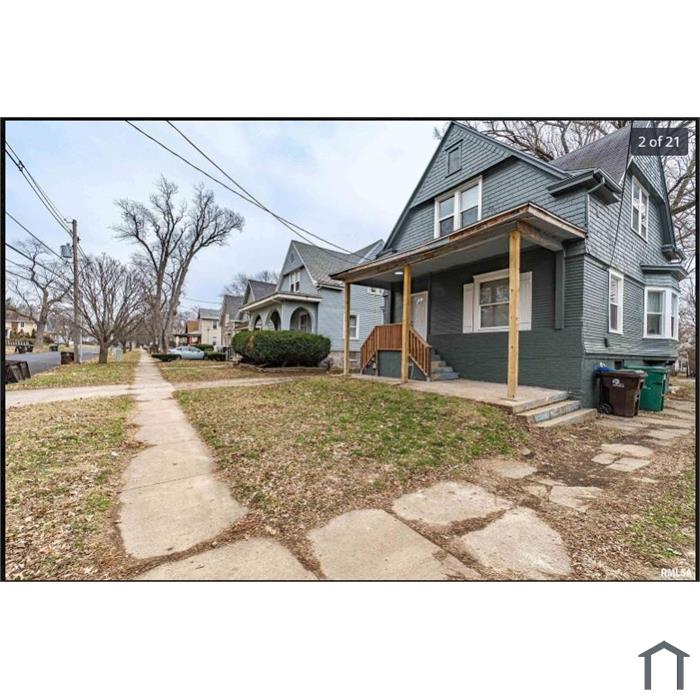 120 E Arcadia Ave