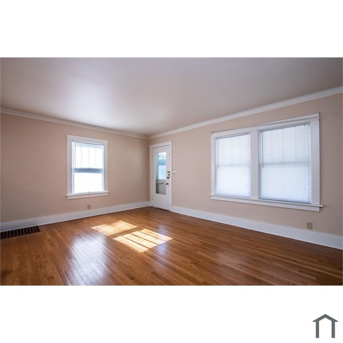 509 W Loucks Ave