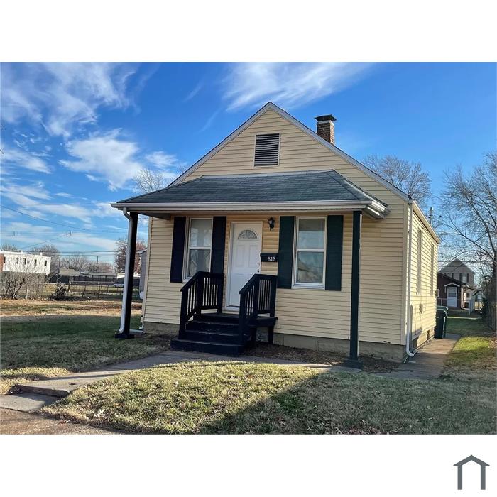 818 Grand Ave