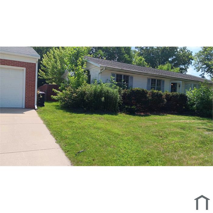 130 Dickinson Rd