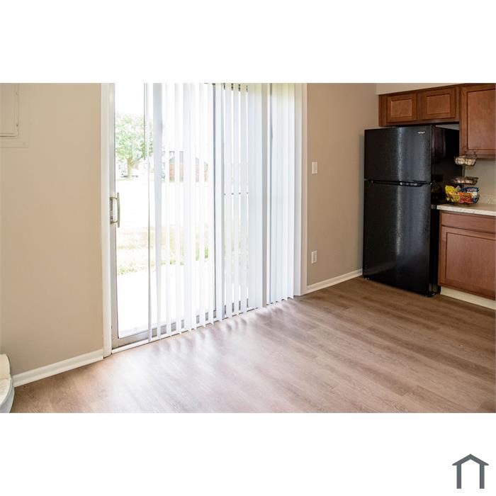 3634 Oaklawn Dr