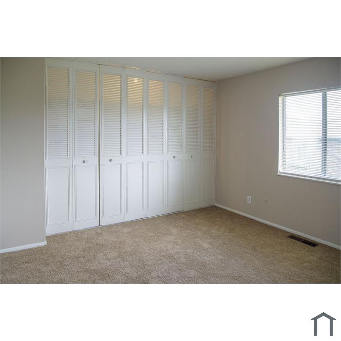 3634 Oaklawn Dr