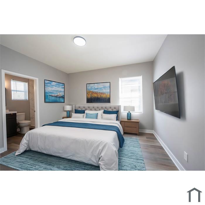 224 W 28th St