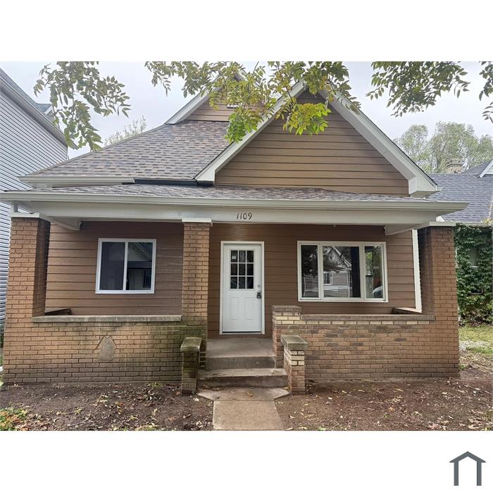 1109 S Reisner St