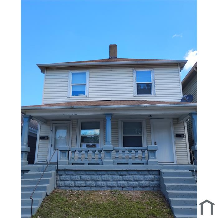 32 Adler St