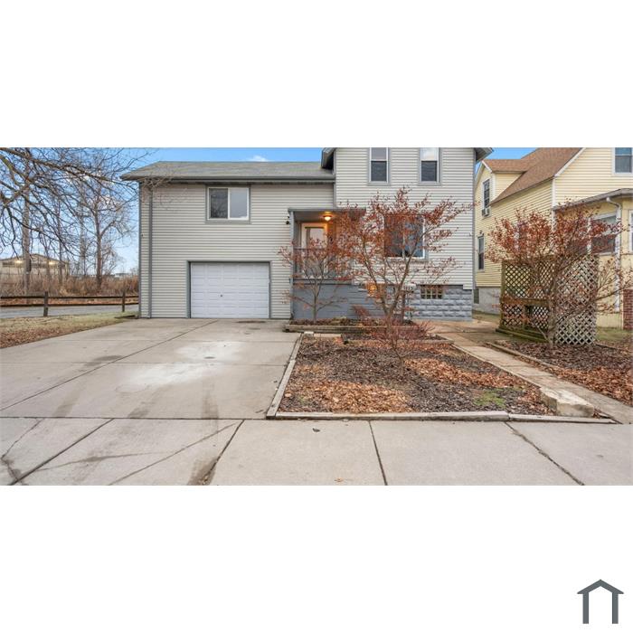 1601 Central Ave