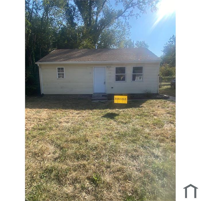 1021 Mount St, Gary, IN 46406