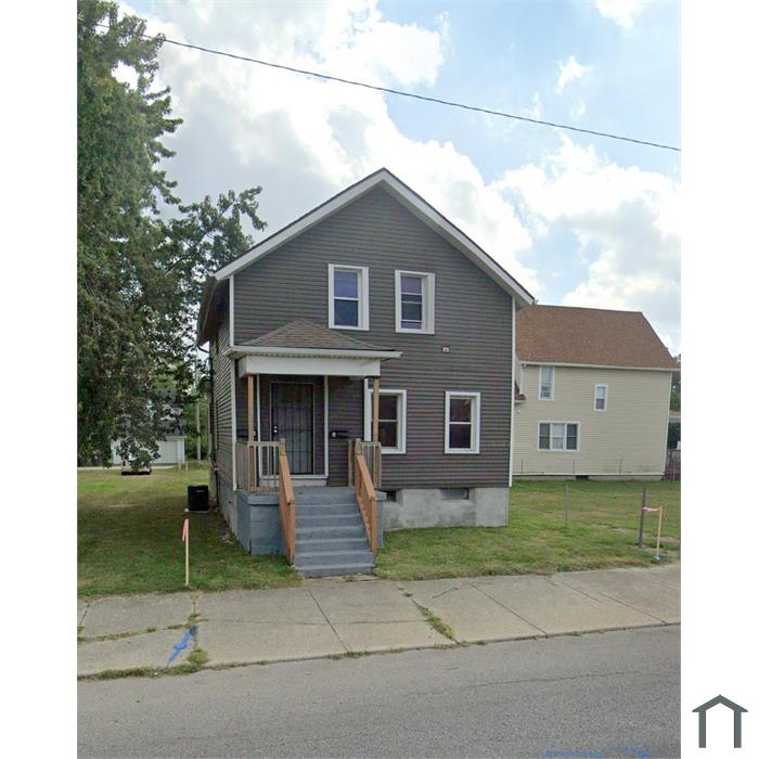 708 E Jefferson Blvd