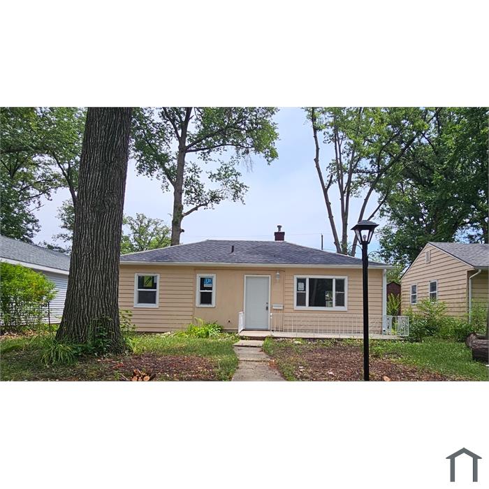 4423 Bowser Ave