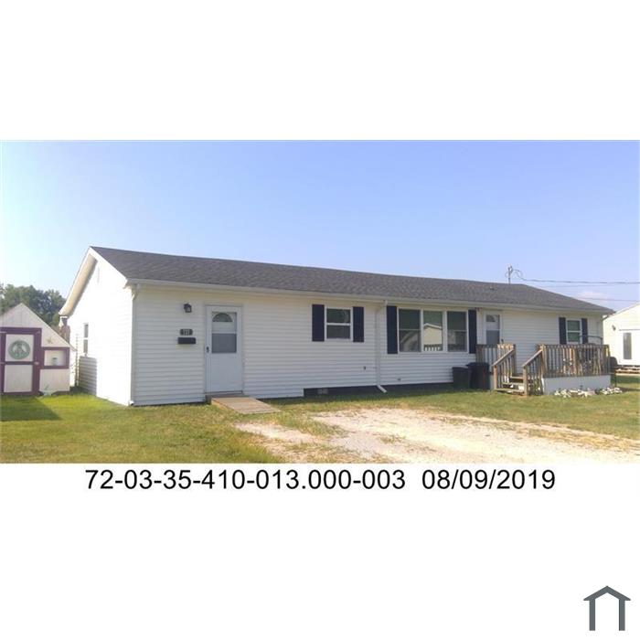 725 W Maple St