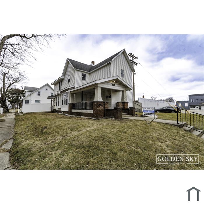 115 E Willard St