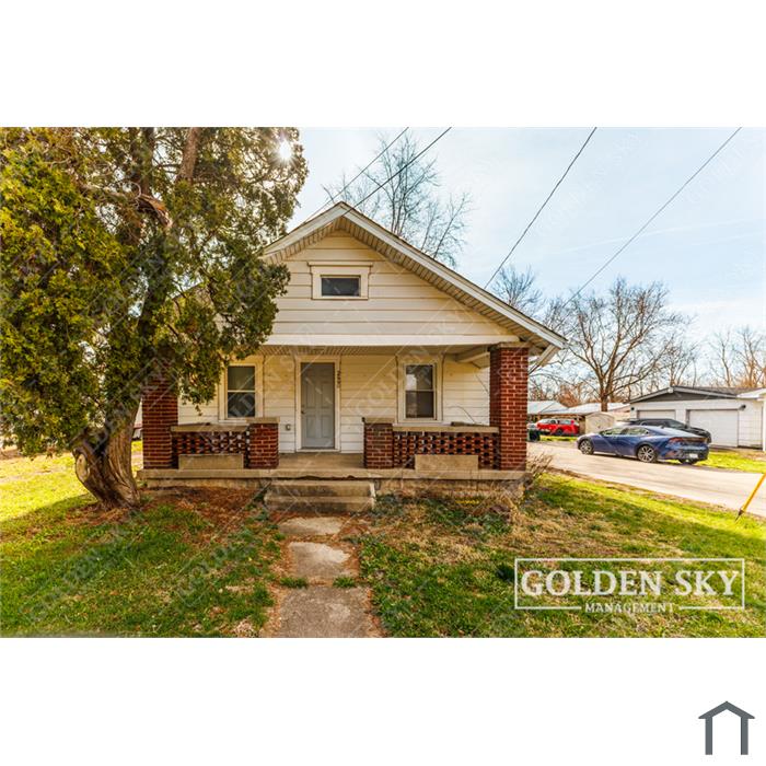 2440 S Hoyt Ave