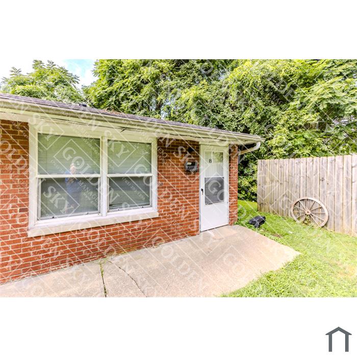 709 S Hutchinson Ave