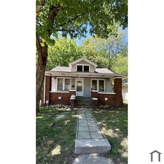 1723 S Bedford Ave