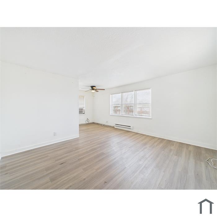 1 Bedroom Apartment 1613 Everett Ave in Kansas City KS 66102 1 Bedroom Apartment 1613 Everett Ave in Kansas City KS 66102