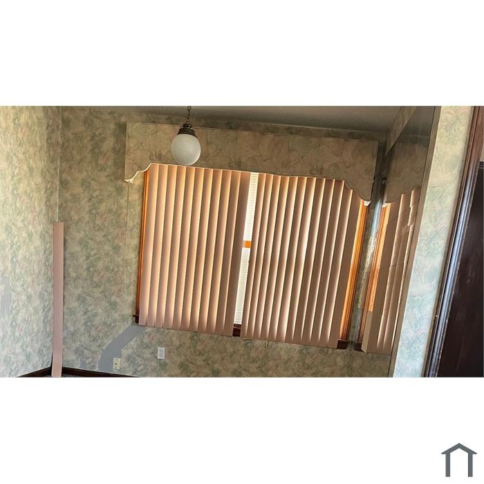 1407 N Battin St