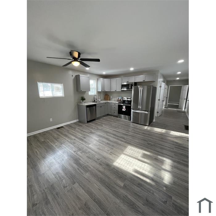 2023 Standard Ave