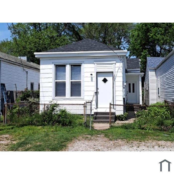 3011 Rowan St