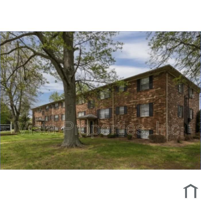 Ravenwood Apartments
