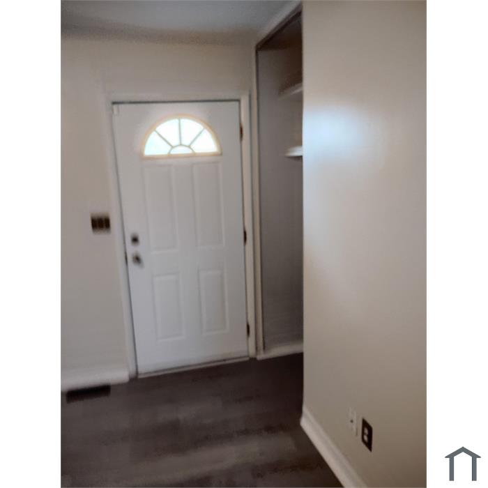 2412 Parliament Ct