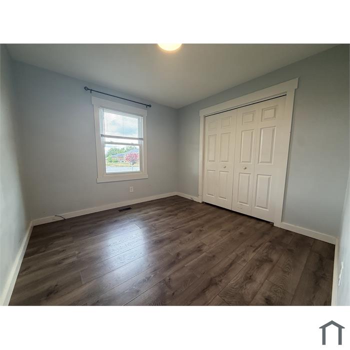 408 Foxwood Dr