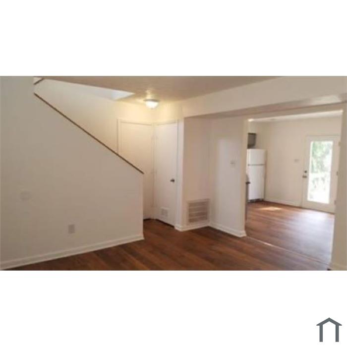 217 Creekside Ct