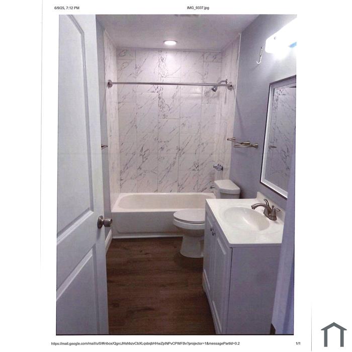 1001 Division St
