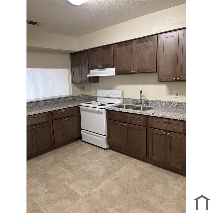 4104 Lac Bienville Dr