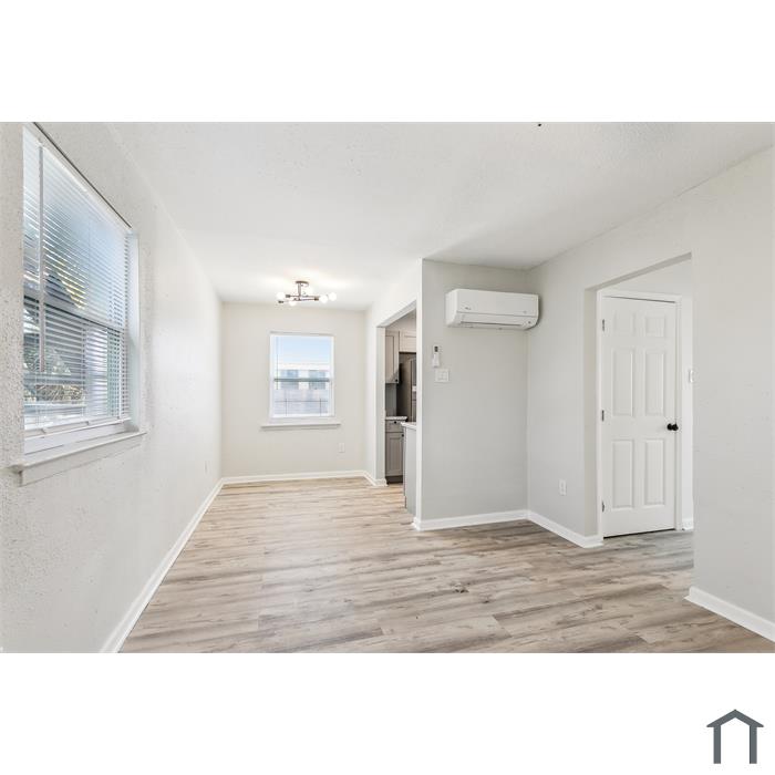 938 Brown Ave
