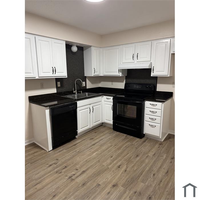 250 Duke Dr