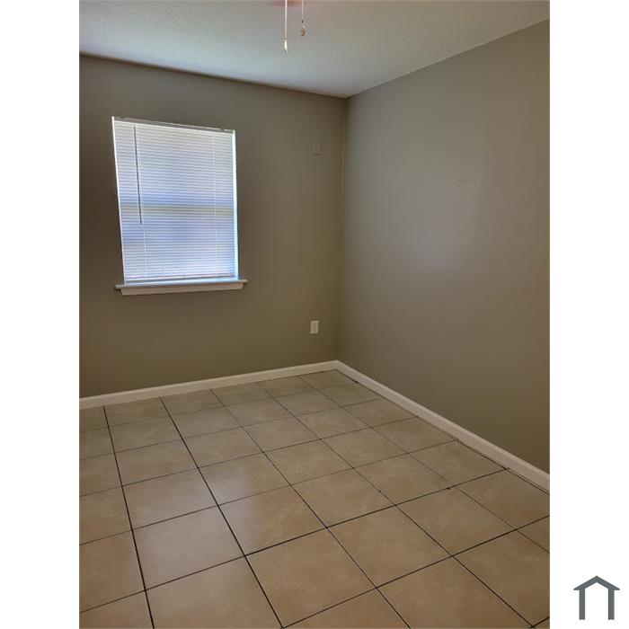 2848 Barataria Blvd